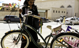 La bicicleta verde (Haifa Al-Monsour, 2012)