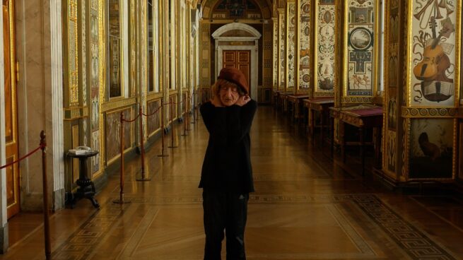 Oleg y las raras artes (Andrés Duque, 2016)