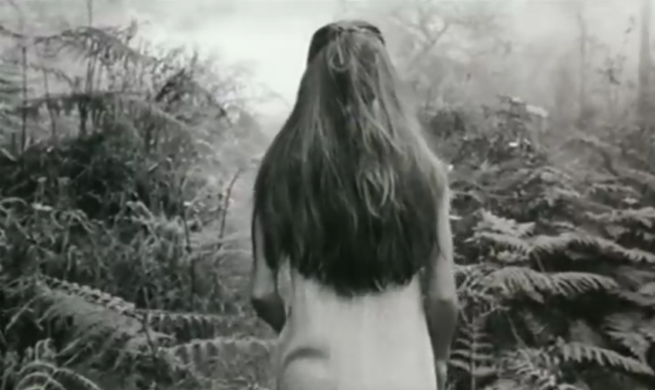 Frágil como o mundo (Rita Azevedo Gomes, 2001)