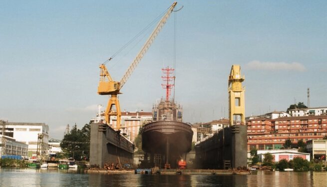 Placa Madre (Bruno Varela, 2016) & Pasaia bitartean (Irati Gorostidi Agirretxe, 2016) Placa Madre (Bruno Varela, 2016) & Pasaia bitartean (Irati Gorostidi Agirretxe, 2016)